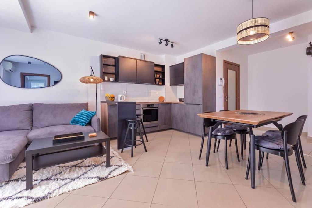 Stylish Two Bedroom Apartment&Garage Parking Place Dubrovnik Eksteriør bilde
