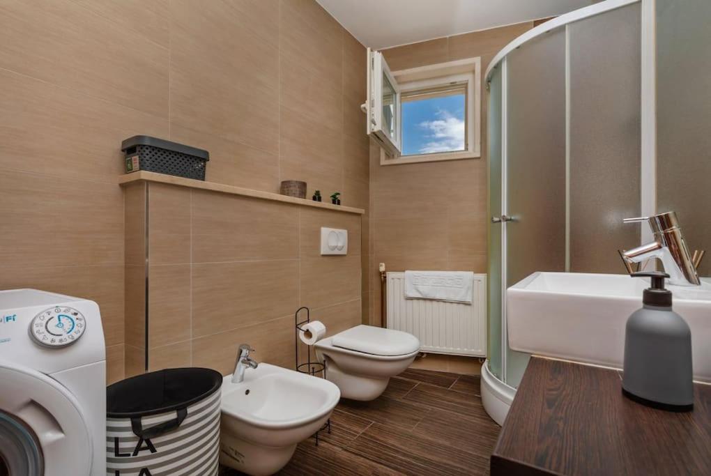 Stylish Two Bedroom Apartment&Garage Parking Place Dubrovnik Eksteriør bilde