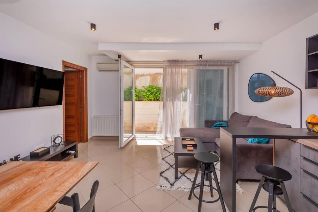Stylish Two Bedroom Apartment&Garage Parking Place Dubrovnik Eksteriør bilde